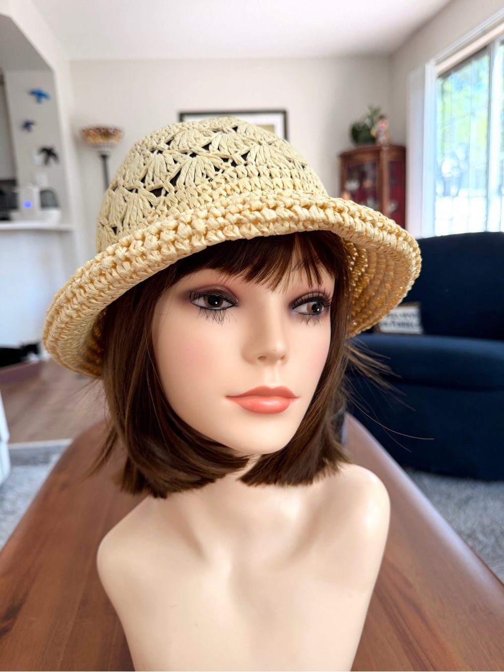 Scala Firenze Italy Crochet Raffia Straw Cloche Sun Hat Natural Beige One Size